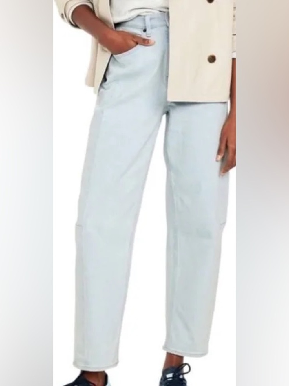 Old Navy Light Wash High Waisted Barrel Jeans